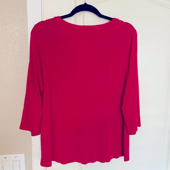 WHBM V-Neck 3 quarter length sleeve, Bright Red w/3 real buttons. Size Large - Picture 2 of 8